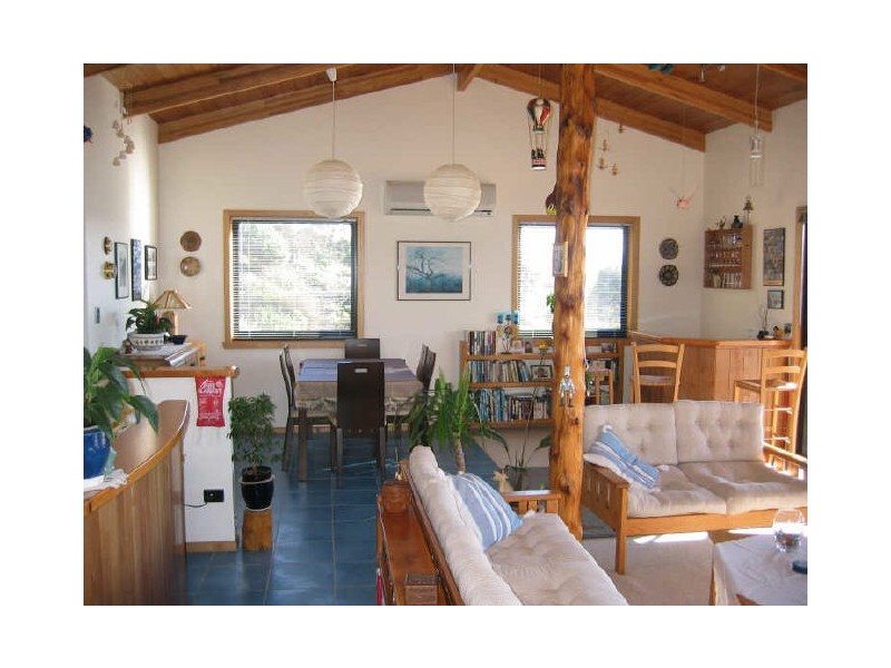 25 Klasen Road, Police Point TAS 7116