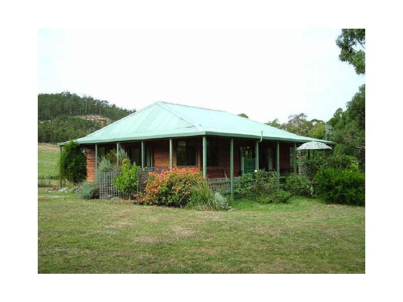 12 Walters Road, Wattle Grove TAS 7109