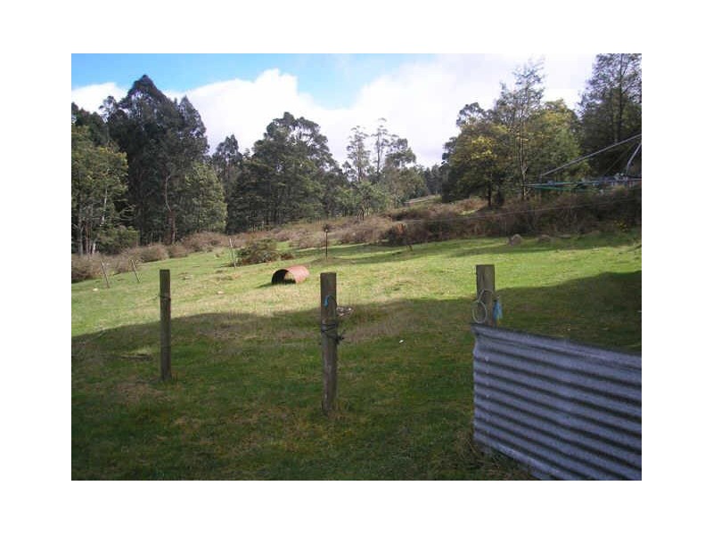 11 Clarks Rd, Lower Longley TAS 7109