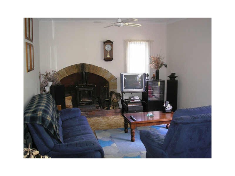 11 Clarks Rd, Lower Longley TAS 7109