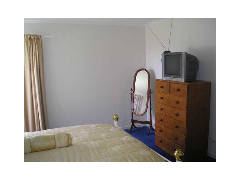 11 Clarks Rd, Lower Longley TAS 7109