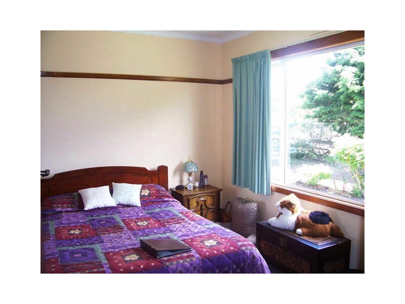 14 Pages Road, Grove TAS 7109