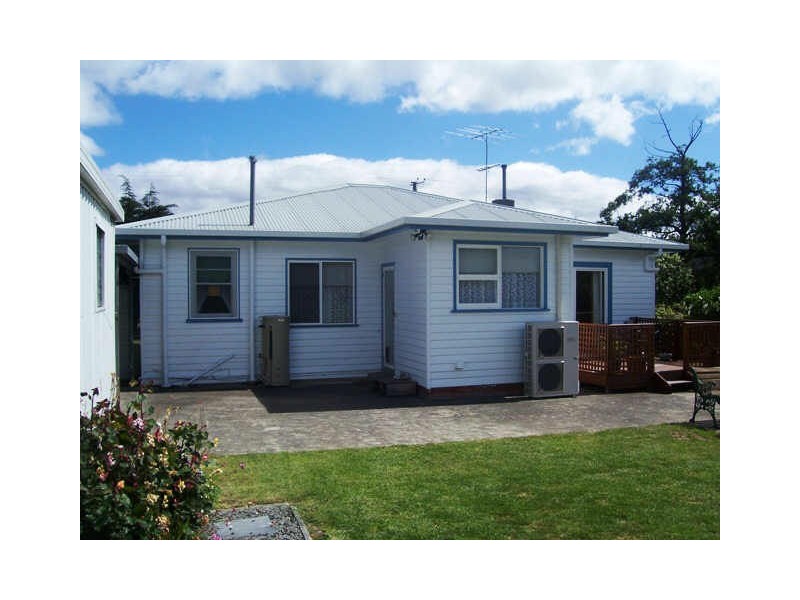 14 Pages Road, Grove TAS 7109