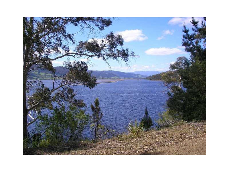 Cnr Cygnet Coast  & Dillons Hill Rds, Glaziers Bay TAS 7109