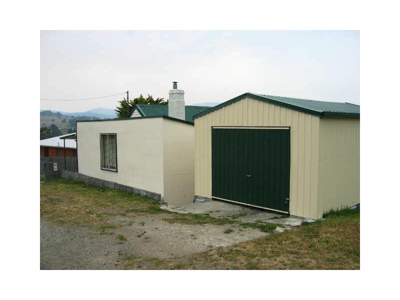 15 Frederick Street, Cygnet TAS 7112