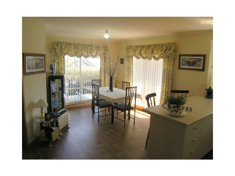 2/14 Sheoak Court, Kingston TAS 7050