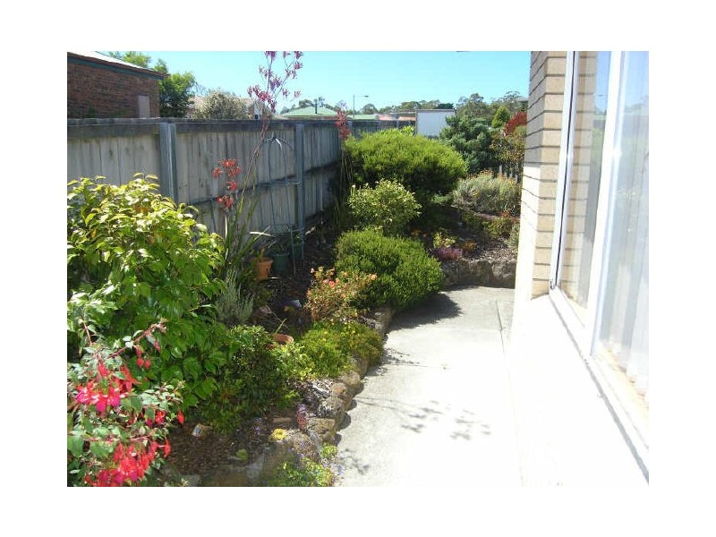 2/14 Sheoak Court, Kingston TAS 7050