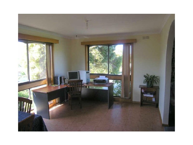 6 Serre Road, Kingston TAS 7050