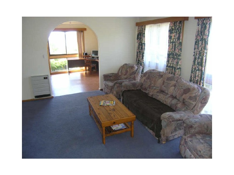 6 Serre Road, Kingston TAS 7050