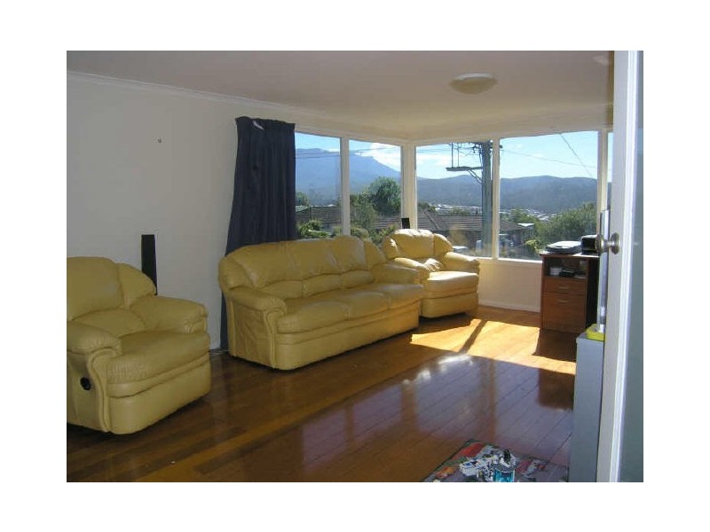 13 Baynton Street, Kingston TAS 7050