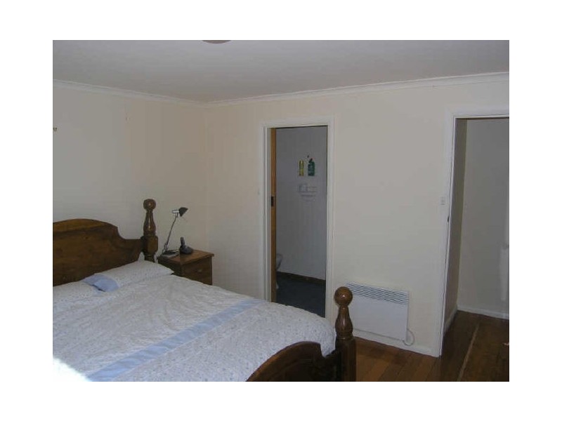 13 Baynton Street, Kingston TAS 7050