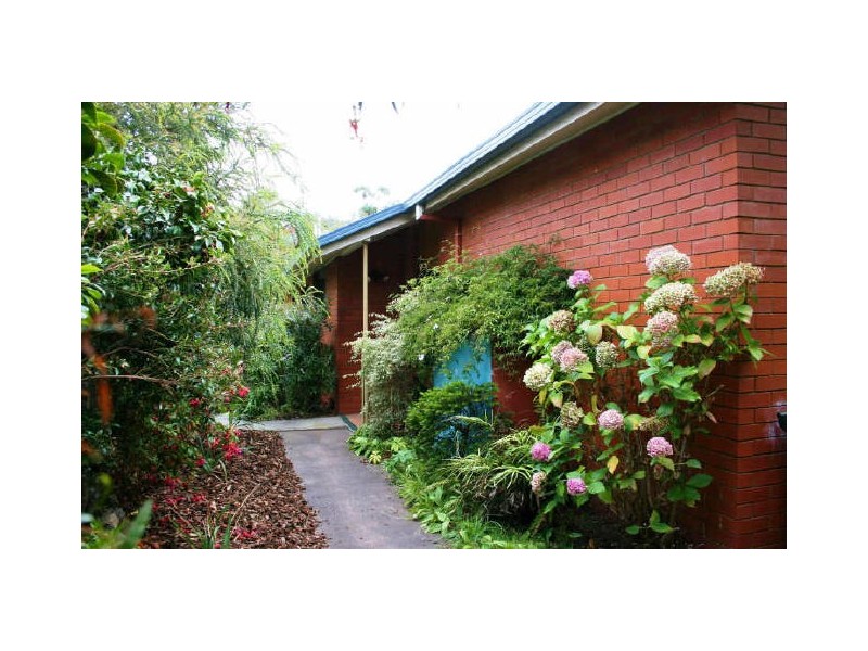 2/28 Mount Royal Road, Kingston Beach TAS 7050