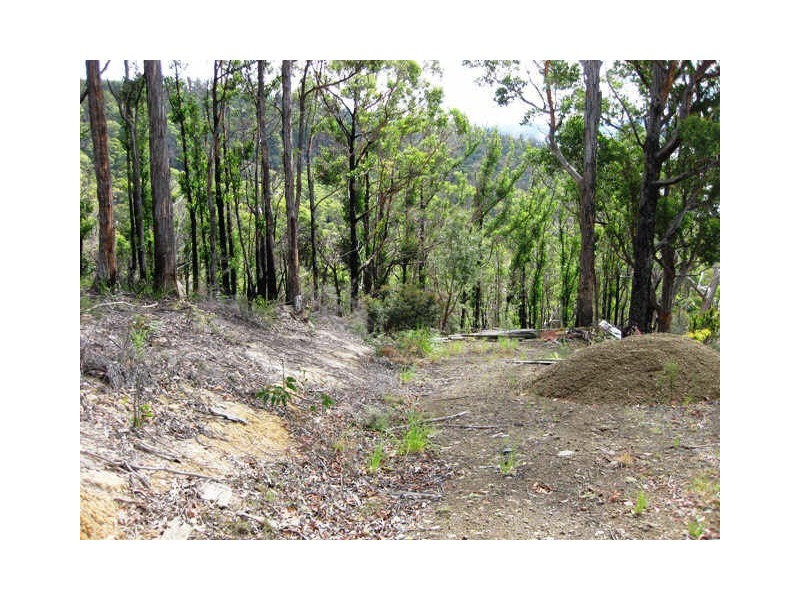 Klasen Road, Police Point TAS 7116