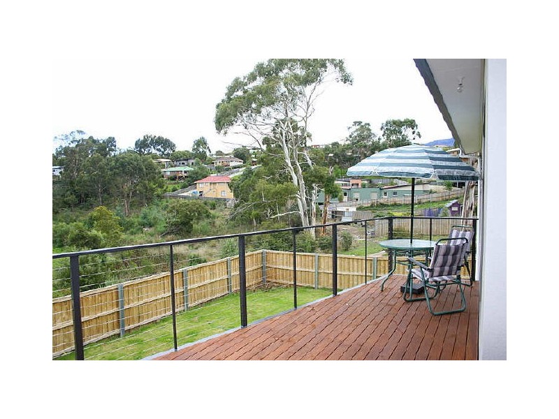 8 Malachi Drive, Kingston TAS 7050