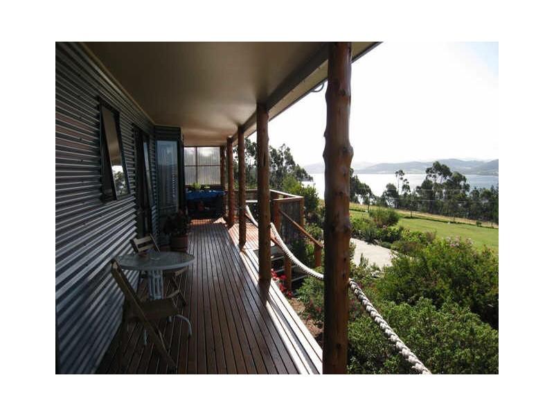 25 Klasen Road, Police Point TAS 7116