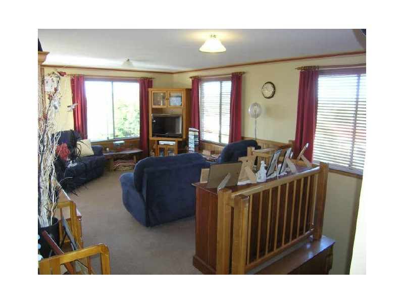 18 Adelong Drive, Kingston TAS 7050