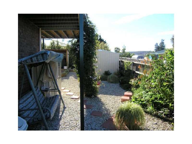 18 Adelong Drive, Kingston TAS 7050