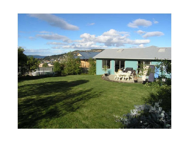 90 Willowbend Road, Kingston TAS 7050