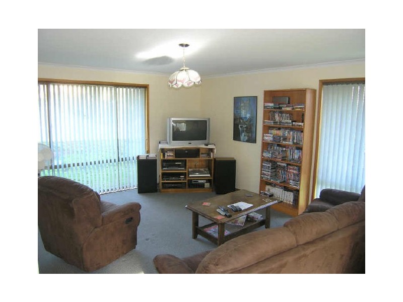 17 Hawthorn Drive, Kingston TAS 7050