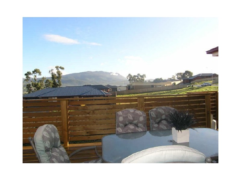 13 Kingfisher Street, Kingston TAS 7050