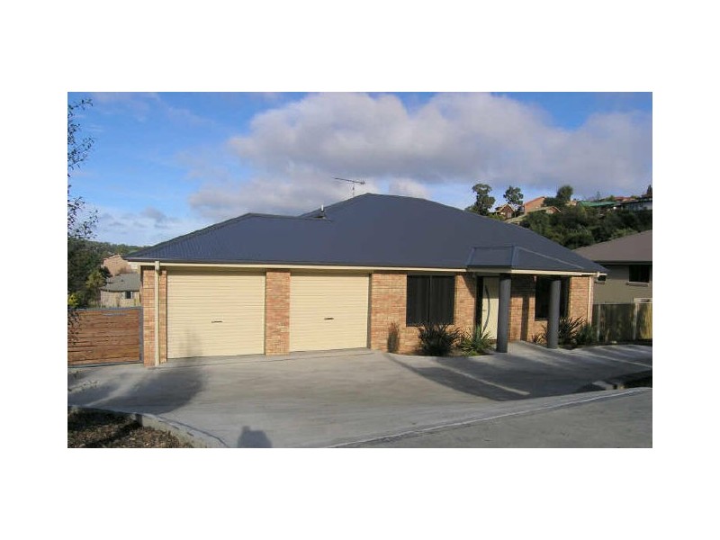 25 Hillside Drive, Blackmans Bay TAS 7052