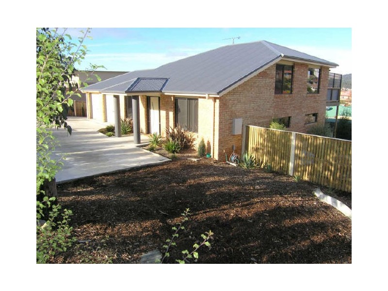 25 Hillside Drive, Blackmans Bay TAS 7052