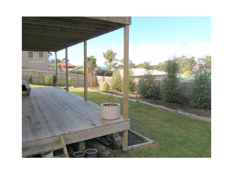25 Hillside Drive, Blackmans Bay TAS 7052
