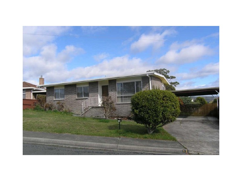 13 Swift Place, Kingston TAS 7050