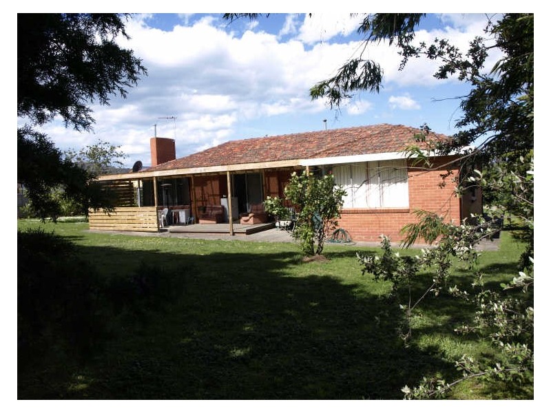 16 Adelong Drive, Kingston TAS 7050