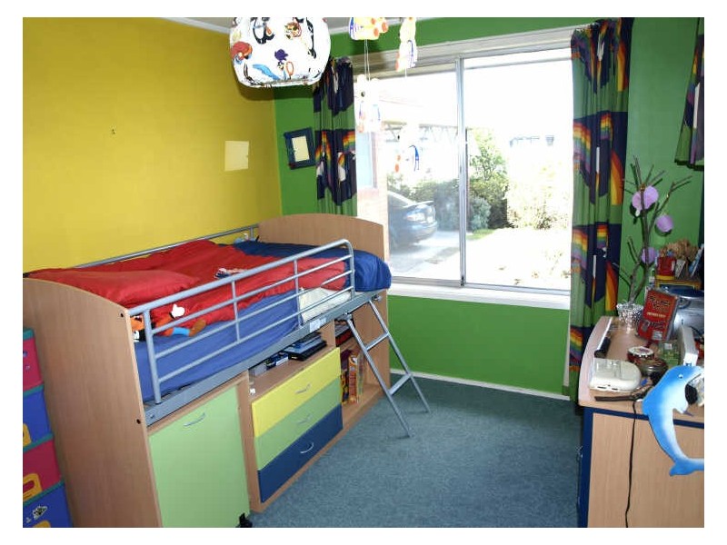 16 Adelong Drive, Kingston TAS 7050