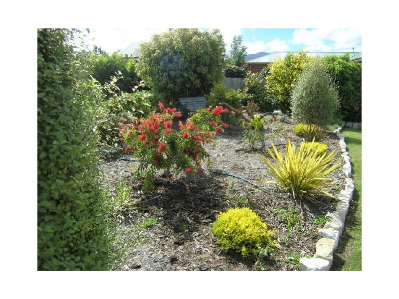 4 Welcome Avenue, Kingston TAS 7050