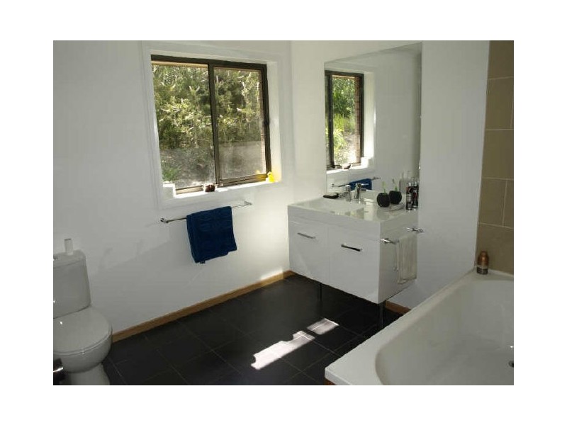 133 Cades Drive, Kingston TAS 7050