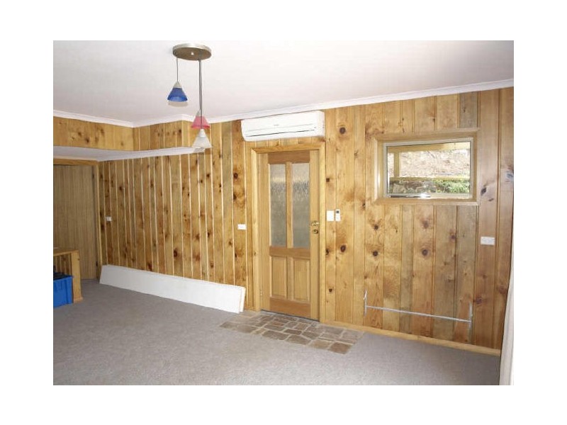 133 Cades Drive, Kingston TAS 7050