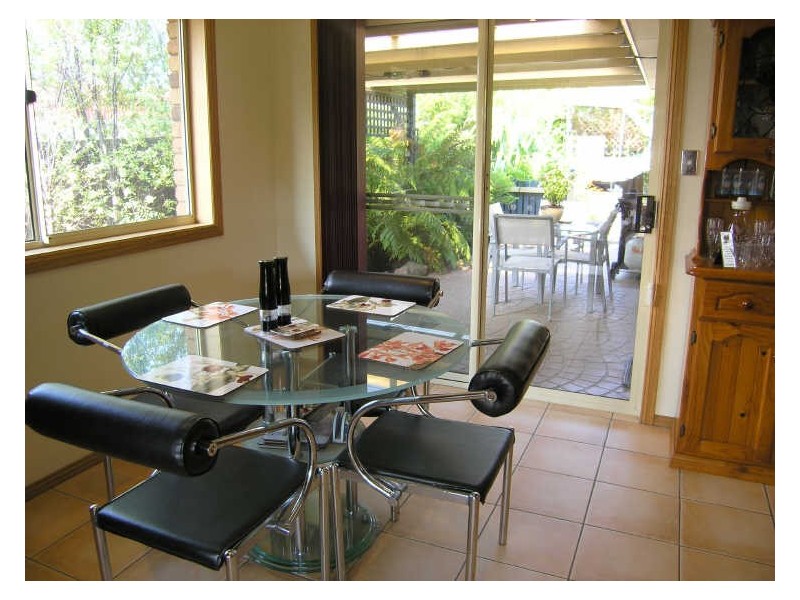6 Sonnat Drive, Kingston TAS 7050