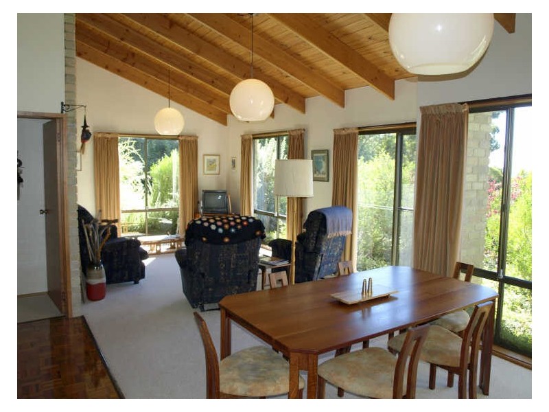 127 Tinderbox Road, Blackmans Bay TAS 7052