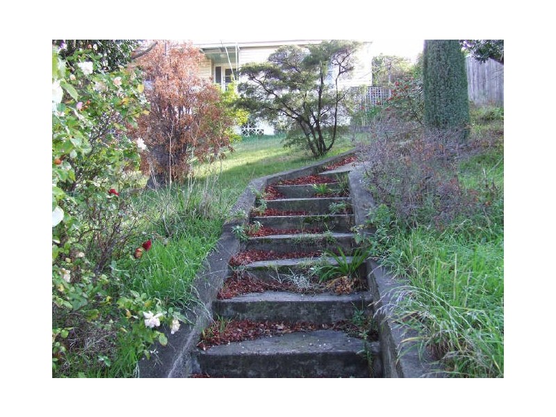 8 Chestnut Avenue, Lutana TAS 7009