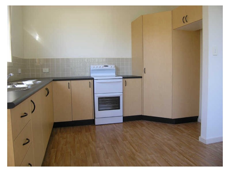 1/18 Mona Street, Kingston TAS 7050