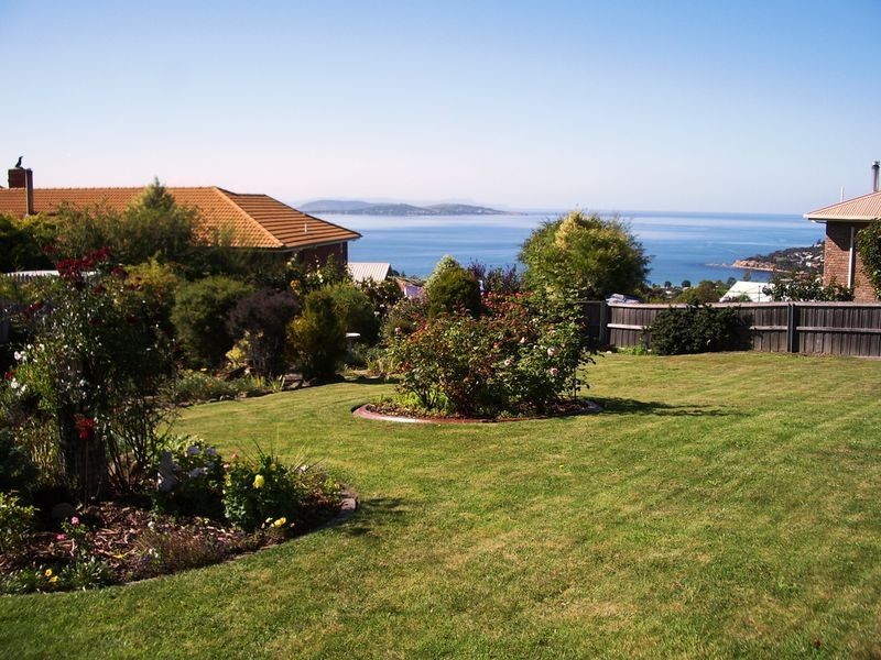 5 Timbertop Drive, Blackmans Bay TAS 7052