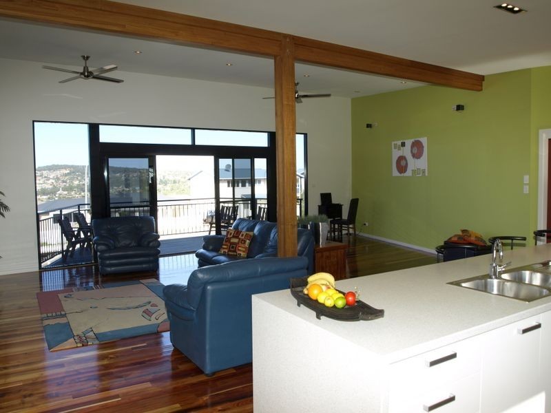 8 Tonic Hill Court, Kingston TAS 7050