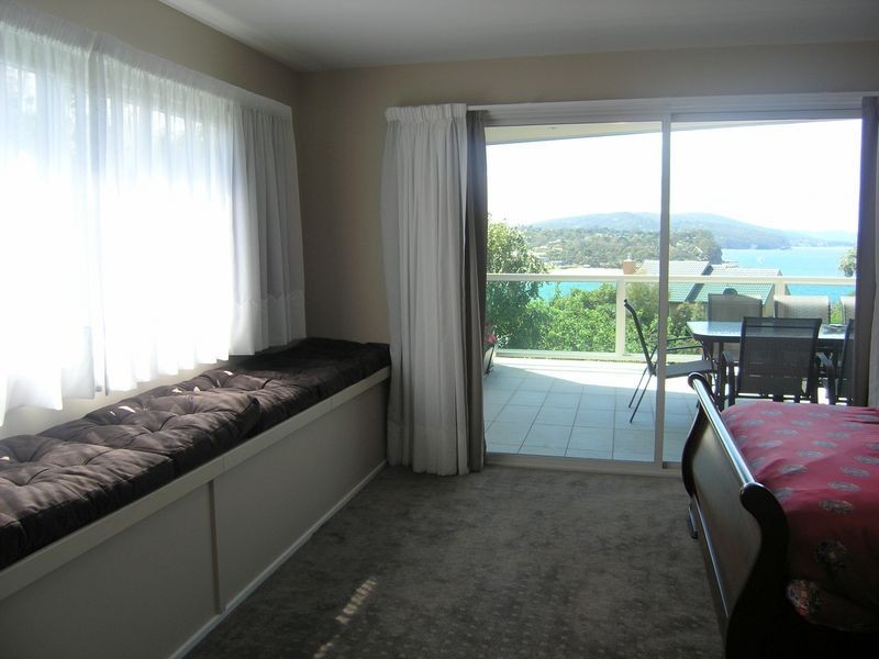 10 Flowerpot Crescent, Blackmans Bay TAS 7052