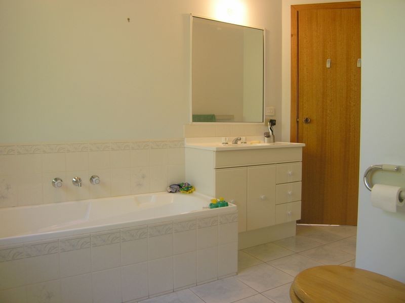 81 Crystal Downs Drive, Blackmans Bay TAS 7052