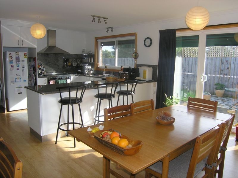 25 Burwood Drive, Blackmans Bay TAS 7052