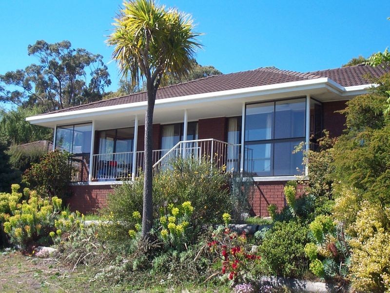 12 Sturt Close, Kingston TAS 7050