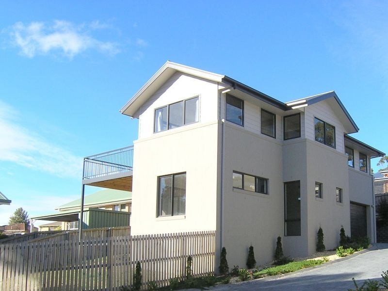 2/49 Fairview Drive, Kingston TAS 7050