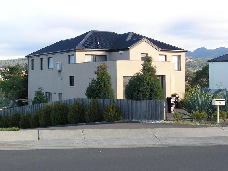 30 Fairview Drive, Kingston TAS 7050