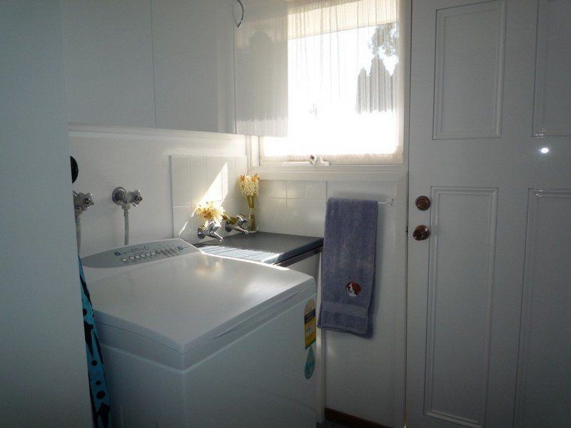 1 Ash Drive, Kingston TAS 7050