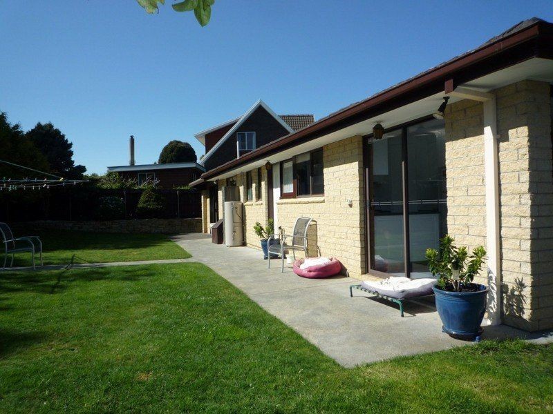 1 Ash Drive, Kingston TAS 7050
