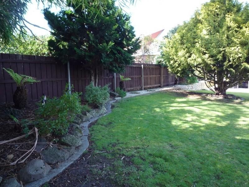 1 Ash Drive, Kingston TAS 7050