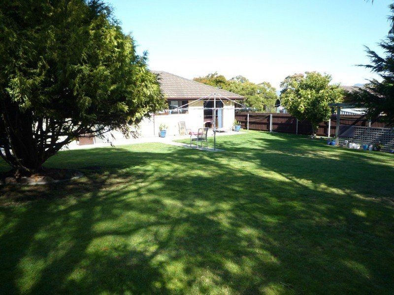 1 Ash Drive, Kingston TAS 7050