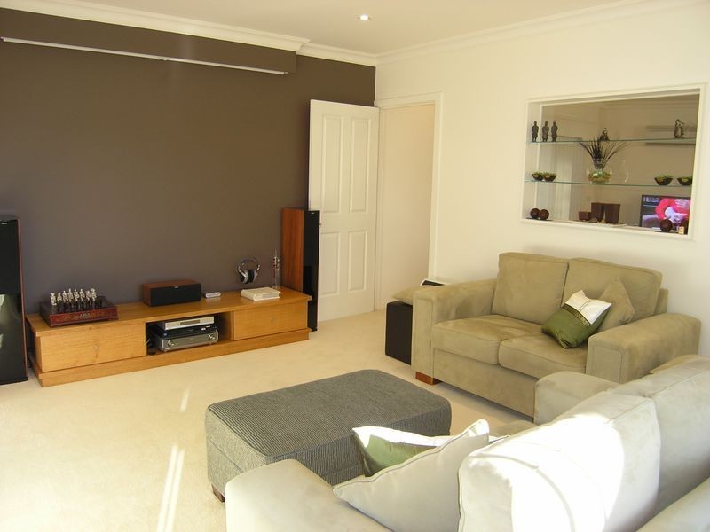 8/6-8 Greenhill Drive, Kingston TAS 7050